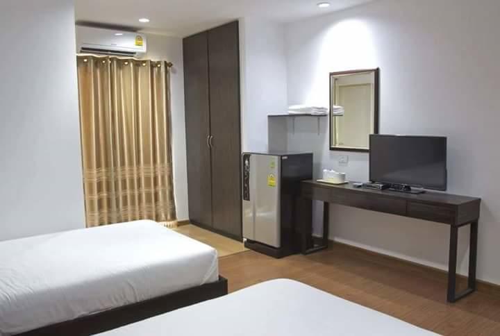 Field Town Apartment ナコーンナーヨック エクステリア 写真
